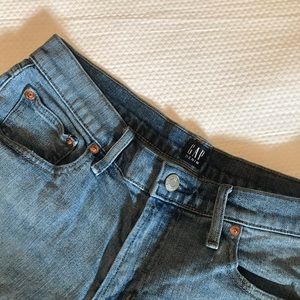 ✨3/10✨Blue washed gap jean shorts